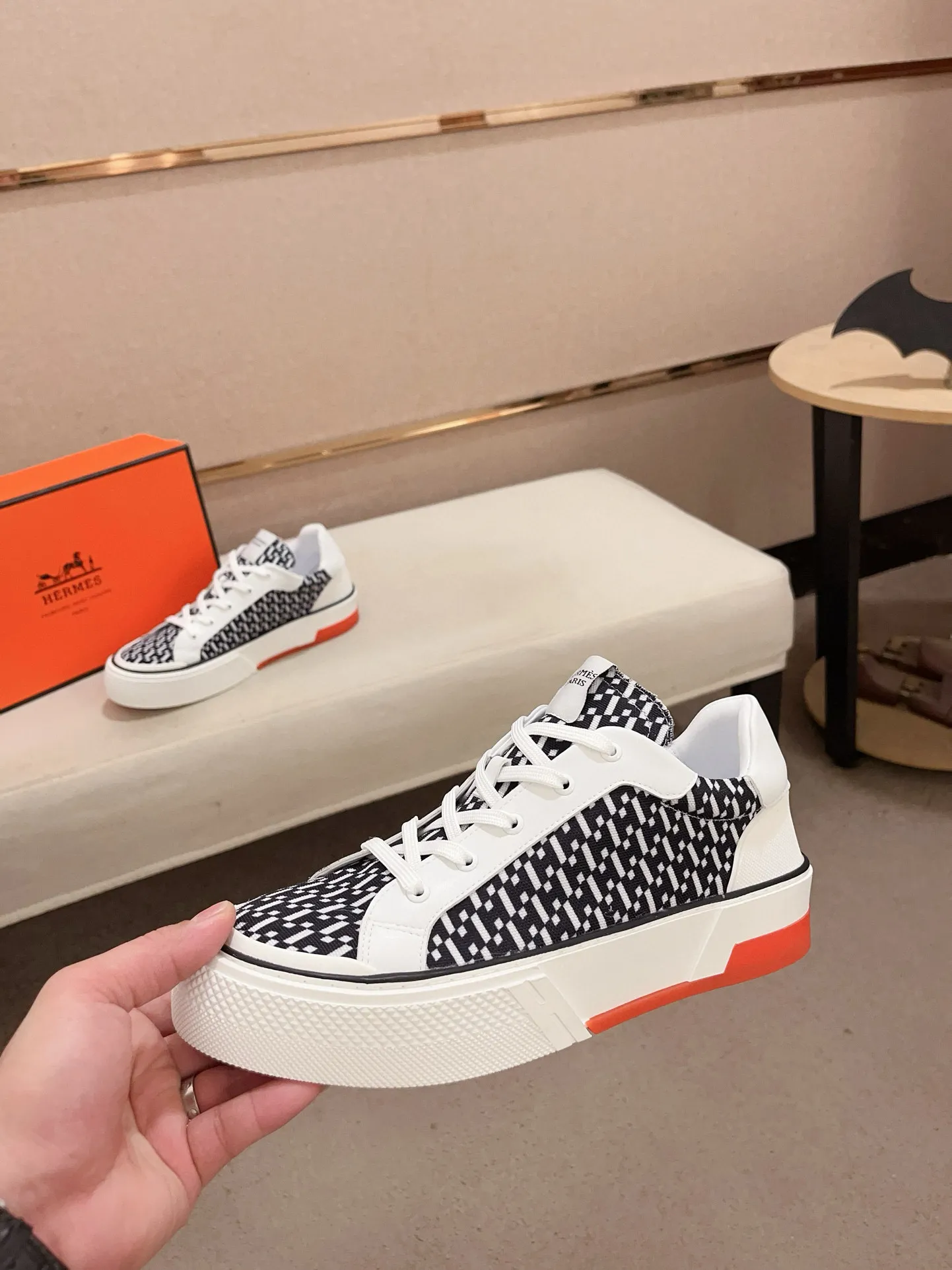Men's clothing and shoes💰: 440💰《HERMES》【Classic Original Version】Hermès; Top 🔝 Purchasing Agency 🔍🔍Latest 🇺🇸Sold simultaneously at counters, original imported from Italy ▲▲Cow leather▲ ▲Exquisite workmanship (Italian 🇮🇹imported water-dyed 🐂cowhide lining) sole: original sole provided by the original factory, ⚠️exclusive double-layer activity·TPR·rubber·combined molded outsole; Code number: 38-46